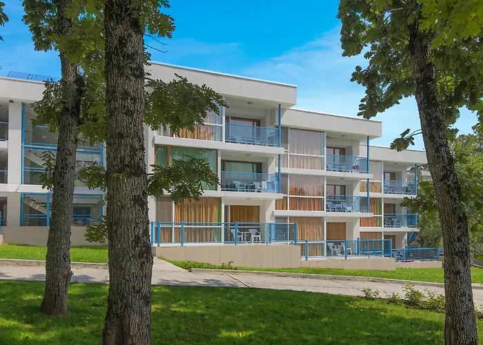 Forest プリモルスコ